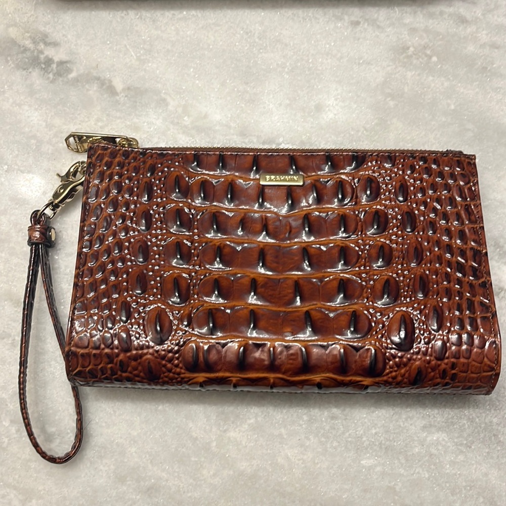 Brahmin Daisy Wristlet in Pecan